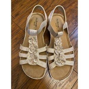 Flexus by Spring Step Women's Adede Floral Gold Formal Size 40 Excellent